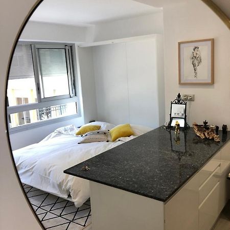 Cocoon Paris La Defense Apartment กูร์เบอวัวร์ ภายนอก รูปภาพ