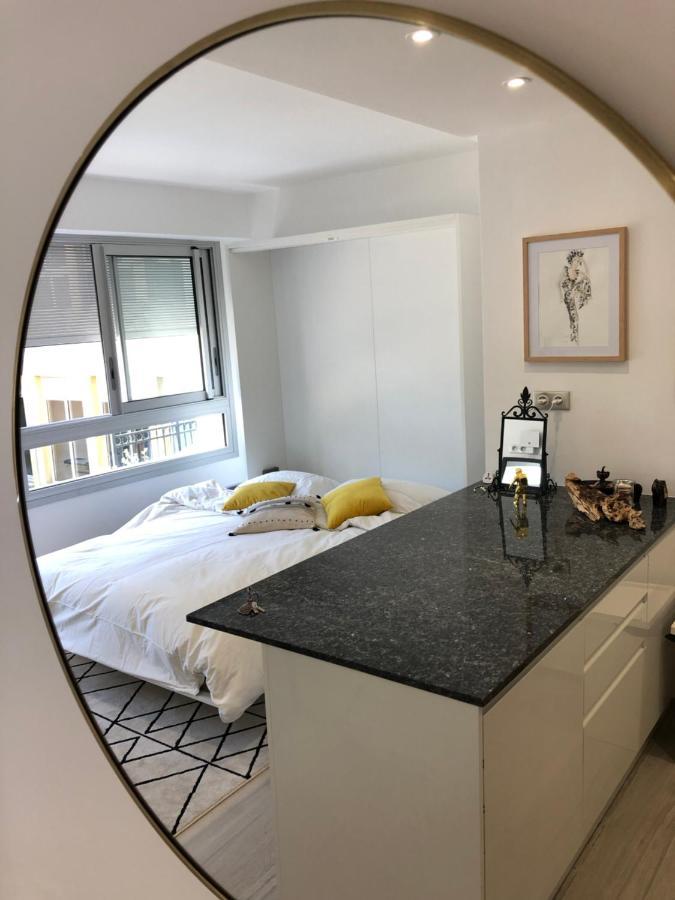 Cocoon Paris La Defense Apartment กูร์เบอวัวร์ ภายนอก รูปภาพ