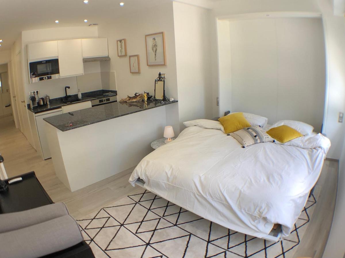 Cocoon Paris La Defense Apartment กูร์เบอวัวร์ ภายนอก รูปภาพ