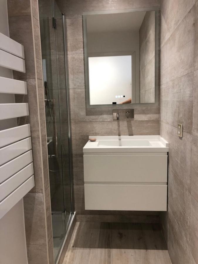 Cocoon Paris La Defense Apartment กูร์เบอวัวร์ ภายนอก รูปภาพ